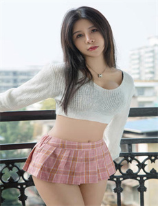 《sm主人调教揉花蒂H-玛丽玛丽 经典片》